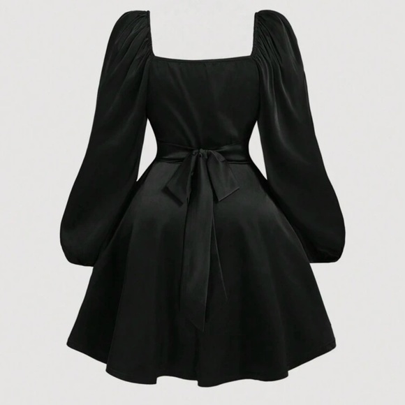 SHEIN Black Peplum Ruched Wrap Dress - Picture 2 of 4